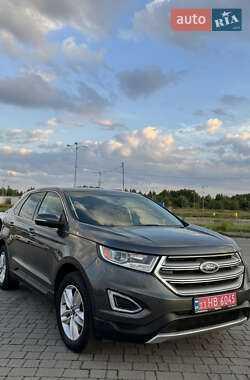 Позашляховик / Кросовер Ford Edge 2015 в 
