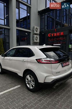Внедорожник / Кроссовер Ford Edge 2019 в 