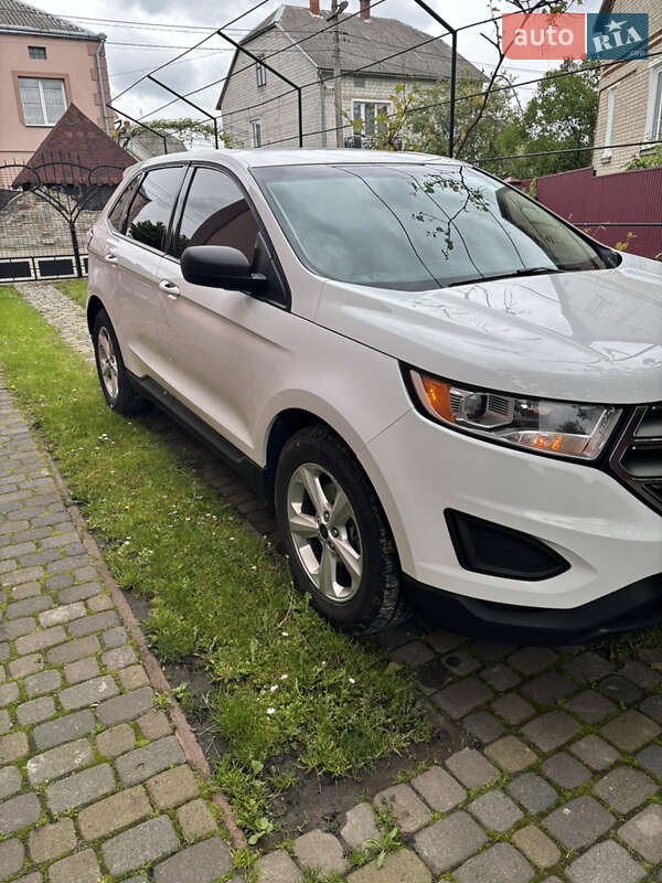 Внедорожник / Кроссовер Ford Edge 2015 в Городке
