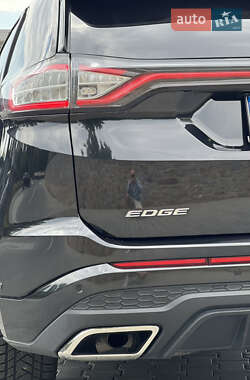 Внедорожник / Кроссовер Ford Edge 2015 в 