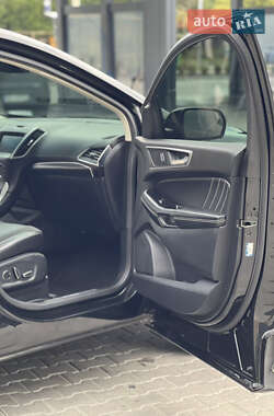 Внедорожник / Кроссовер Ford Edge 2015 в 