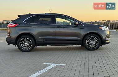 Внедорожник / Кроссовер Ford Edge 2020 в 