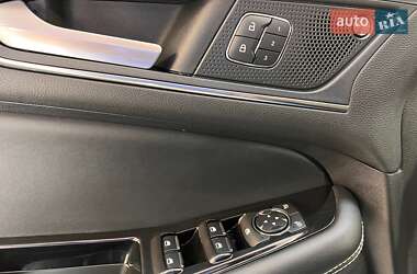 Внедорожник / Кроссовер Ford Edge 2020 в 