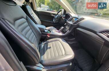 Внедорожник / Кроссовер Ford Edge 2017 в 