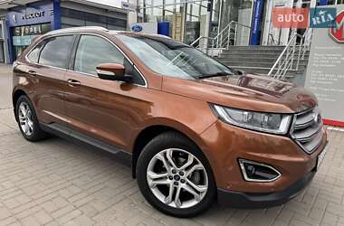 Внедорожник / Кроссовер Ford Edge 2016 в 