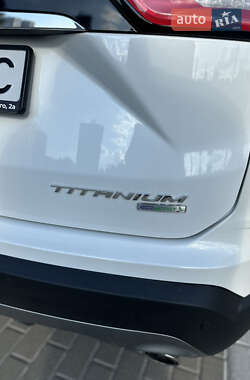 Внедорожник / Кроссовер Ford Edge 2020 в 