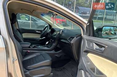 Внедорожник / Кроссовер Ford Edge 2018 в 