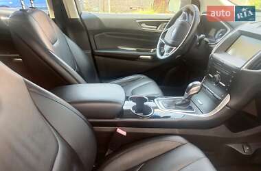 Внедорожник / Кроссовер Ford Edge 2015 в 