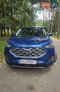 Внедорожник / Кроссовер Ford Edge 2022 в 