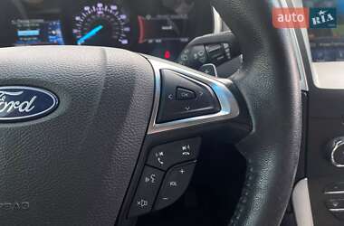 Внедорожник / Кроссовер Ford Edge 2018 в 