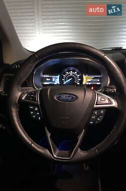 Внедорожник / Кроссовер Ford Edge 2019 в 