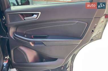 Внедорожник / Кроссовер Ford Edge 2018 в 