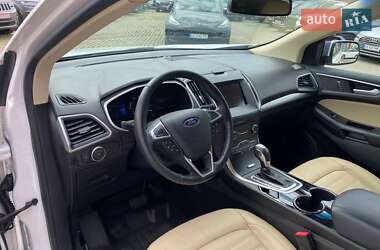Внедорожник / Кроссовер Ford Edge 2016 в 