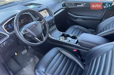 Позашляховик / Кросовер Ford Edge 2020 в 
