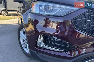 Позашляховик / Кросовер Ford Edge 2020 в 