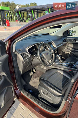 Внедорожник / Кроссовер Ford Edge 2016 в 