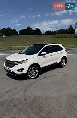 Позашляховик / Кросовер Ford Edge 2018 в 