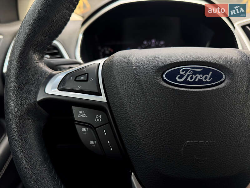 Внедорожник / Кроссовер Ford Edge 2018 в Киеве