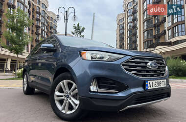 Внедорожник / Кроссовер Ford Edge 2018 в 