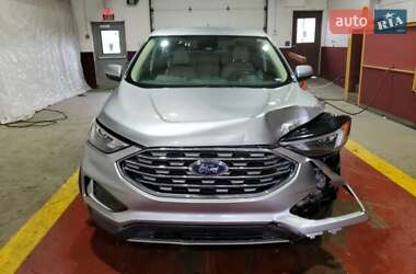 Внедорожник / Кроссовер Ford Edge 2022 в 