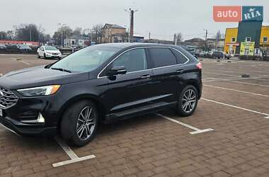 Внедорожник / Кроссовер Ford Edge 2019 в 