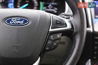 Внедорожник / Кроссовер Ford Edge 2019 в 