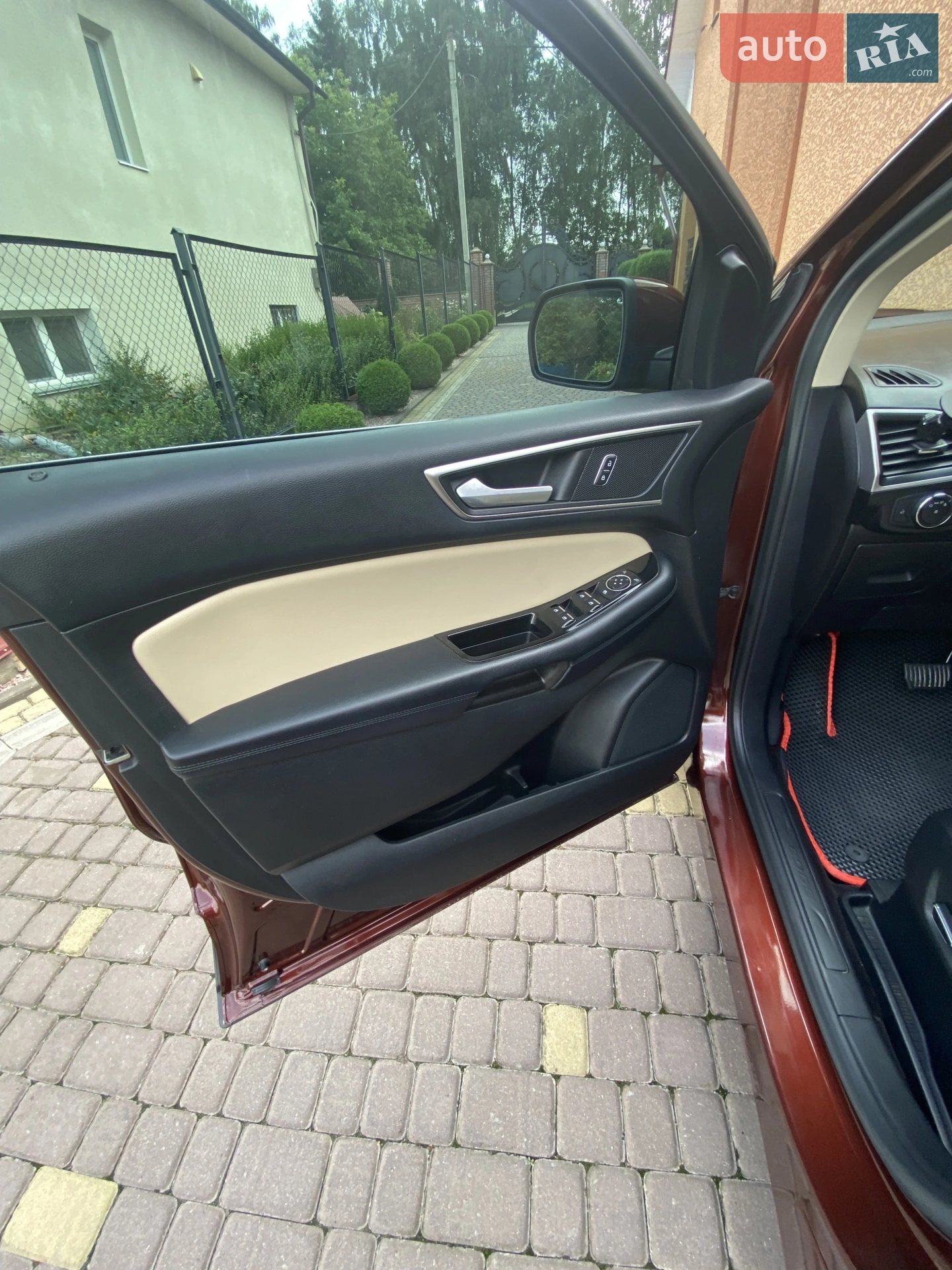 2016 Ford Edge - мініатюра 18