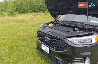 Внедорожник / Кроссовер Ford Edge 2018 в 