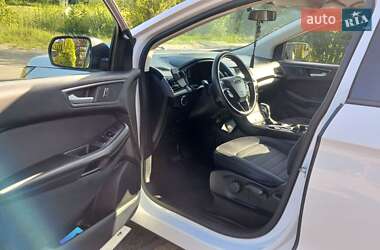 Внедорожник / Кроссовер Ford Edge 2016 в 