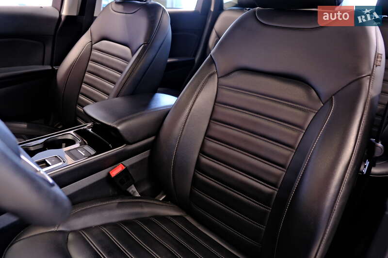 Позашляховик / Кросовер Ford Edge 2018 в Одесі