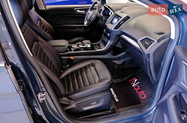 Внедорожник / Кроссовер Ford Edge 2018 в 