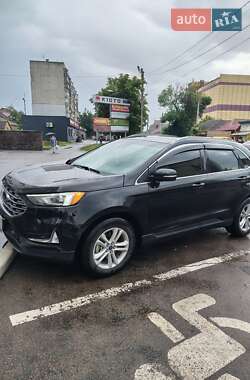 Внедорожник / Кроссовер Ford Edge 2020 в 