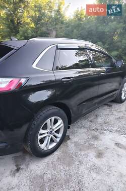 Внедорожник / Кроссовер Ford Edge 2020 в 