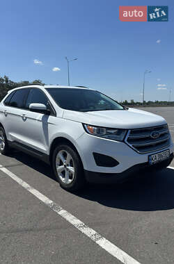 Внедорожник / Кроссовер Ford Edge 2015 в 