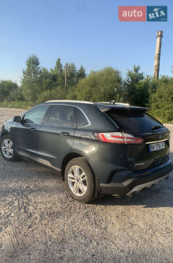 Внедорожник / Кроссовер Ford Edge 2018 в 