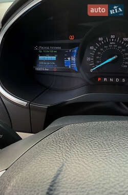 Внедорожник / Кроссовер Ford Edge 2015 в 