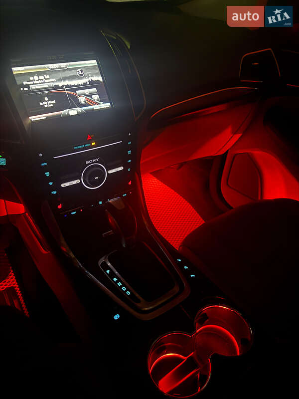 Внедорожник / Кроссовер Ford Edge 2015 в Чернигове