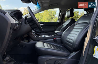 Внедорожник / Кроссовер Ford Edge 2022 в 