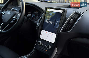Внедорожник / Кроссовер Ford Edge 2022 в 