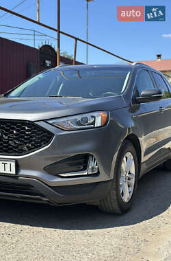 Внедорожник / Кроссовер Ford Edge 2019 в 