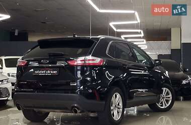 Внедорожник / Кроссовер Ford Edge 2020 в 