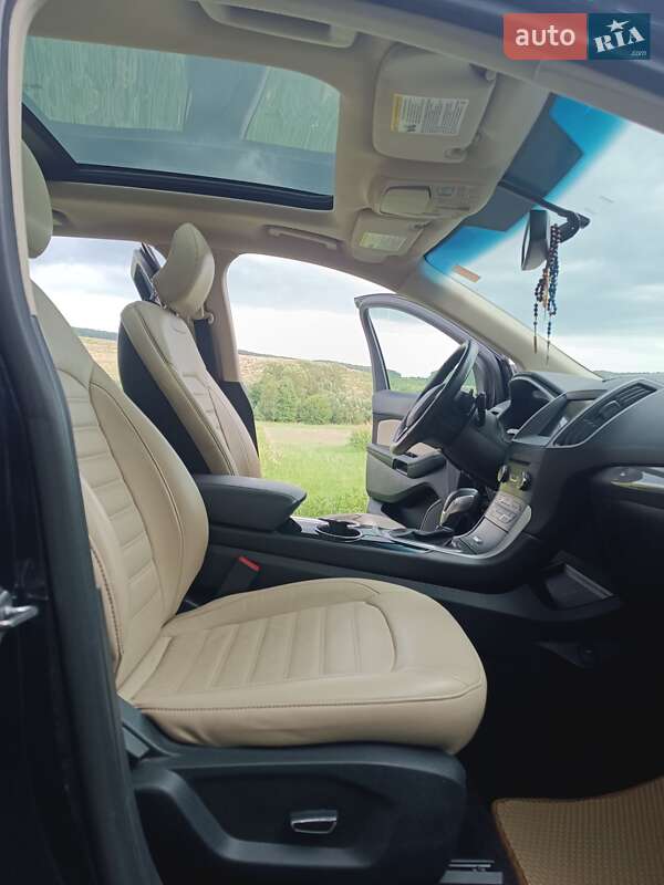 Внедорожник / Кроссовер Ford Edge 2017 в Ивано-Франковске