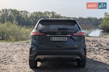 Внедорожник / Кроссовер Ford Edge 2018 в 