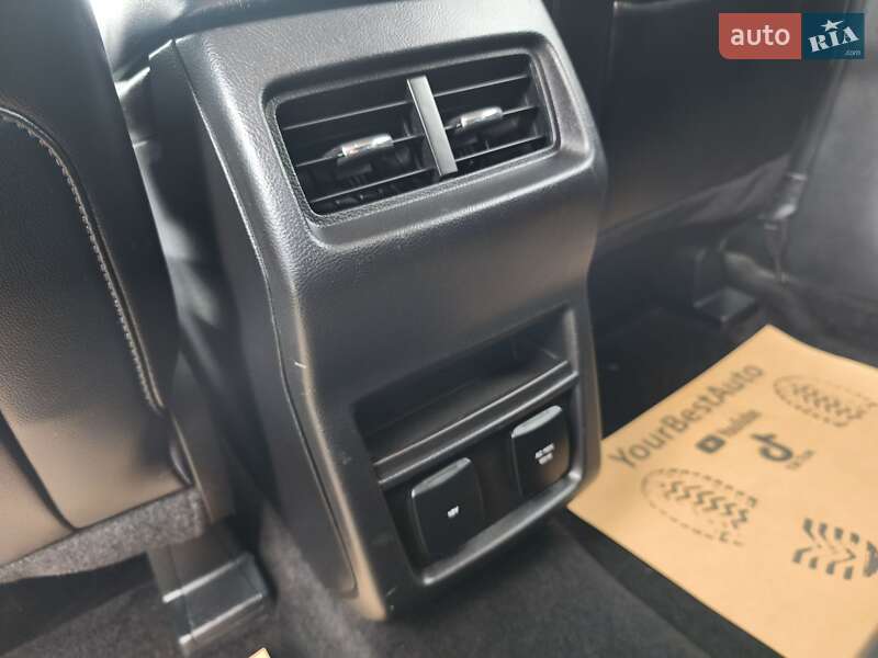 Внедорожник / Кроссовер Ford Edge 2016 в Стрые