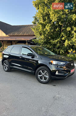 Внедорожник / Кроссовер Ford Edge 2022 в 