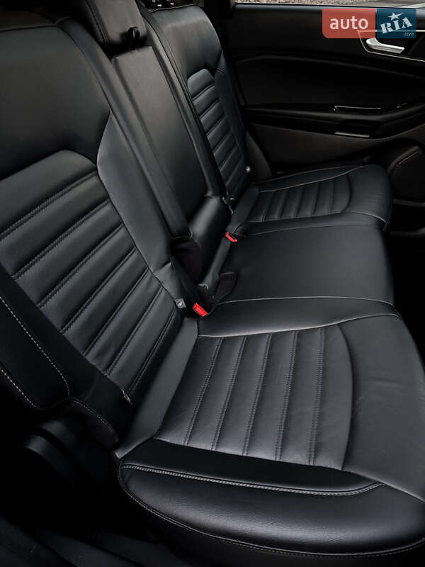 Внедорожник / Кроссовер Ford Edge 2016 в Киеве