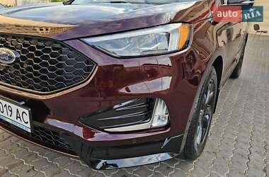 Внедорожник / Кроссовер Ford Edge 2019 в 