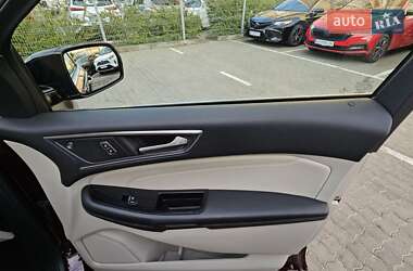 Внедорожник / Кроссовер Ford Edge 2019 в 