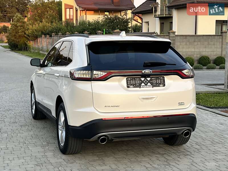 Внедорожник / Кроссовер Ford Edge 2016 в Ровно