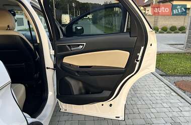 Внедорожник / Кроссовер Ford Edge 2016 в 